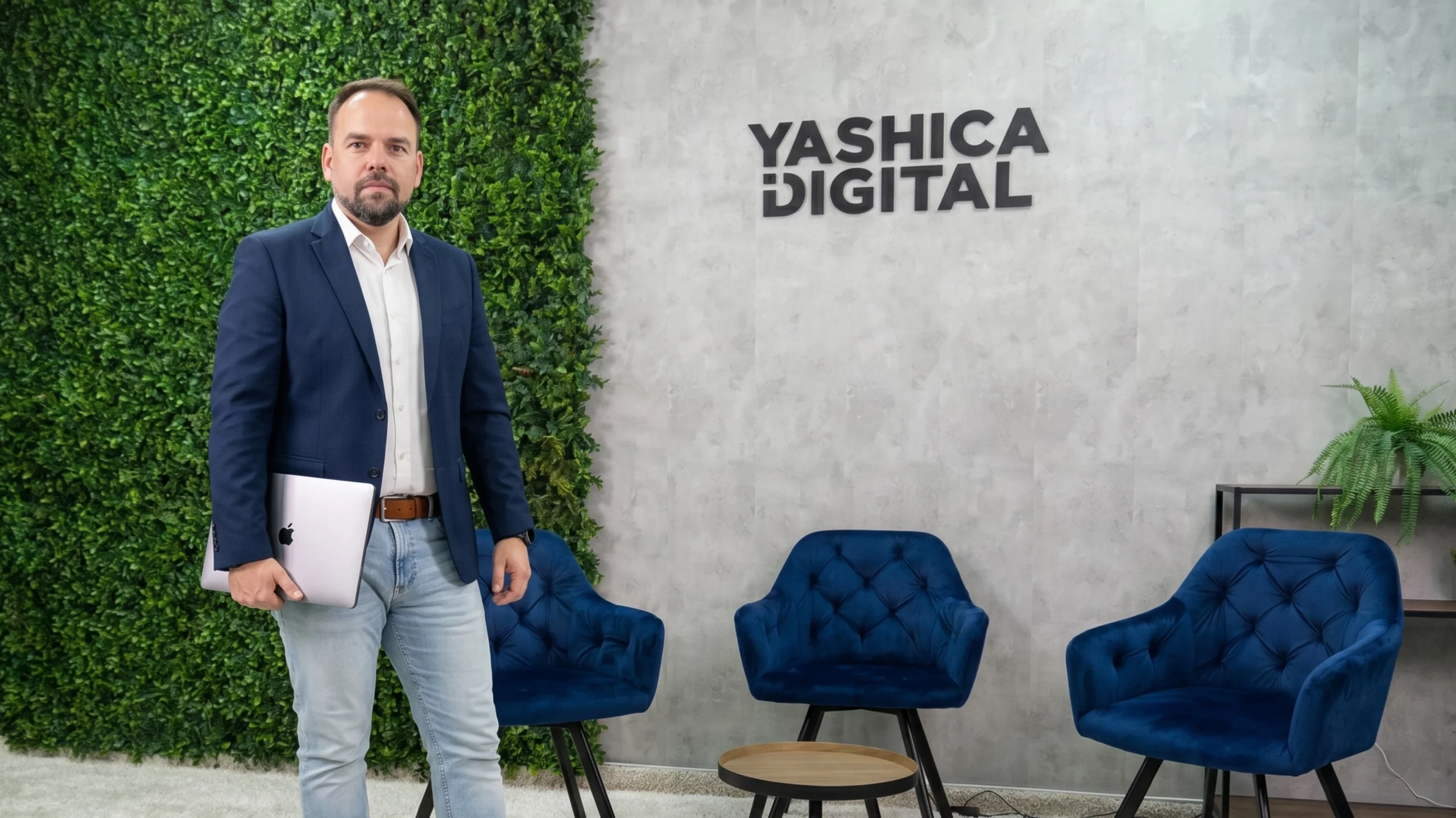 CEO YASHICA DIGITAL